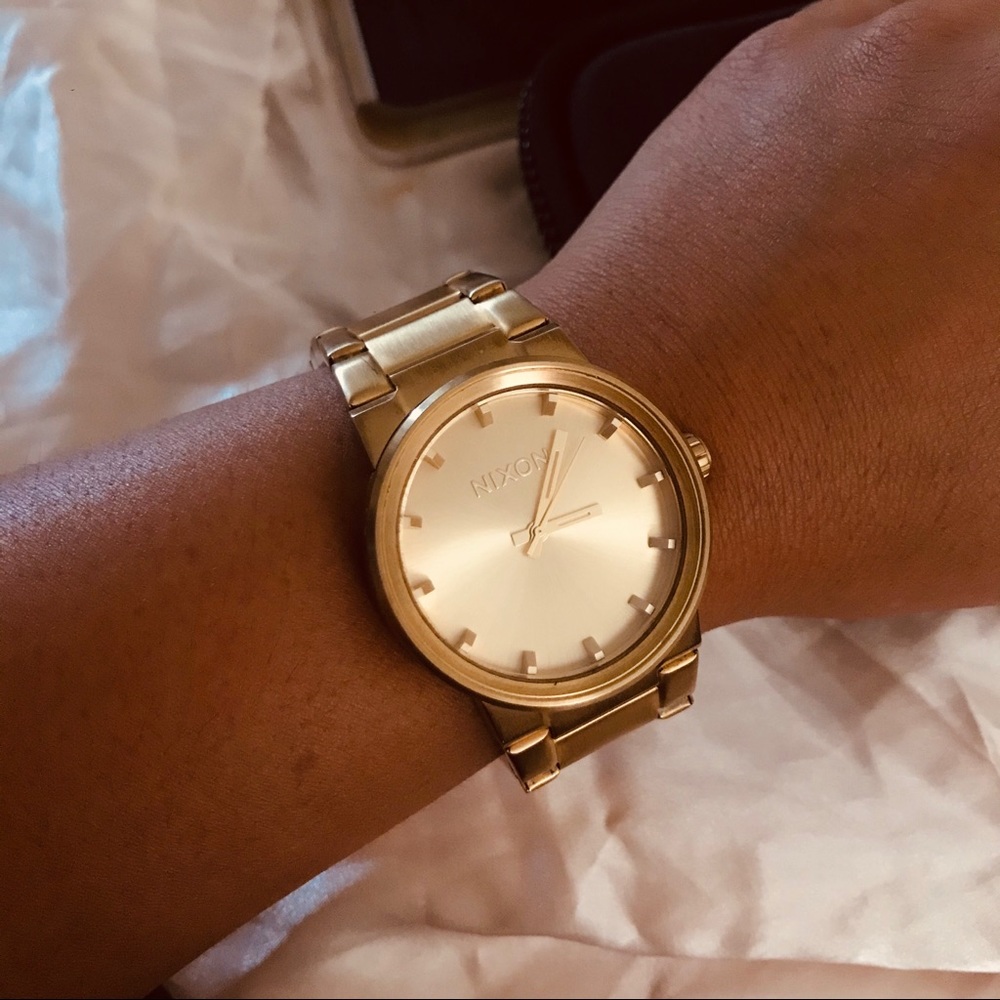 💛NIKON GOLD WATCH 🔒💛